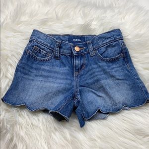 🌸 OLD NAVY Girls Scalloped Jean Shorts 🌸